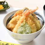 Upper Ten-don (tempura rice bowl)