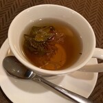 キャラント キャトル - ハーブティー（Aランチ1,600円）