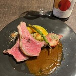 Grill & WineBar Arossa - AUS産骨付き仔羊のロースト