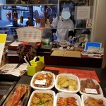 重慶飯店 - 店頭。