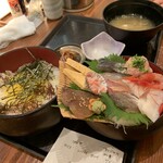 軍ちゃん - 海鮮丼(並)1100円