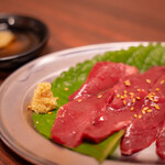 焼肉・ホルモン料理とらじ亭 - 