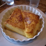 カフェ・ル・プティ・ニ・トロワ - フレンチトースト