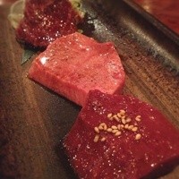 よろにく - よろしいお肉盛り合わせ。