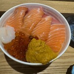 立ち食い海鮮丼 みこ食堂 - 