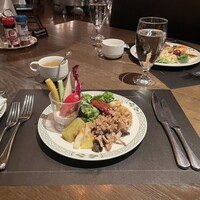 ロウリーズ・ザ・プライムリブ 恵比寿ガーデンプレイス店 - 