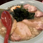 ラーメンショップ - 朝らーめん(普通　半玉　麺硬め)＋チャーシュー