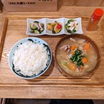 Kanade Sutando - 豚汁セット 900円