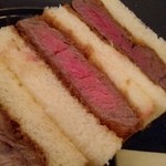 CAVE - シャトーブリアンのカツサンド