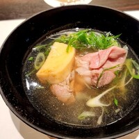 鮨 やまけん 銀座店 - 牛肉の出汁しゃぶ