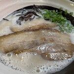 濃厚煮干とんこつラーメン 石田てっぺい - 