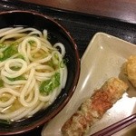 こだわり麺や - かけうどんと天ぷら2点で400円