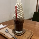 Shirokuma Kafe - ソフトクリームがデカいのはいいが、コーヒーもうちょい欲しい。