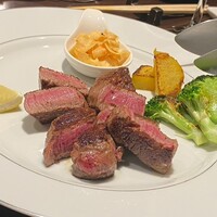 三と十 - ステーキソースとライスが欲しくなる