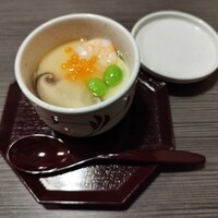 しゃぶしゃぶ 吟半 お台場店 - ハマグリと鶏だしの茶わん蒸し