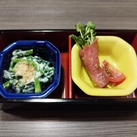 しゃぶしゃぶ 吟半 お台場店 - ほうれん草の白和え、和牛野菜巻