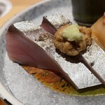 銀座 しのはら - 鰤　ウニ載せ