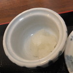 そば屋 けん豆 - 原木なめこそば　１０００円の大根おろし　【　２０１３年１１月　】