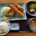 三崎「魚市場食堂」 - 