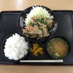 大谷パーキングエリア(下り)フードコート - 肉ニラ定食ライス大盛り