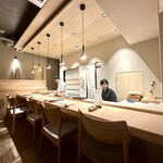 Sushi Akiha - 