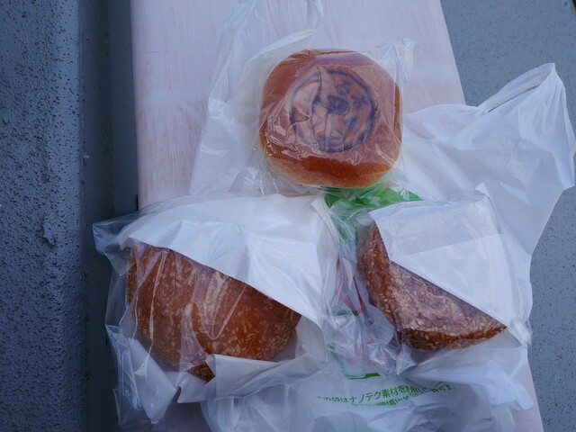 鶴巣パーキングエリア（上り） ショッピングコーナー - 泉中央（売店）の写真