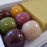 舟和 - 料理写真:あんこ玉と芋ようかん。