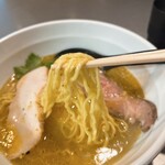 天雷軒 - 細めの平打ち麺