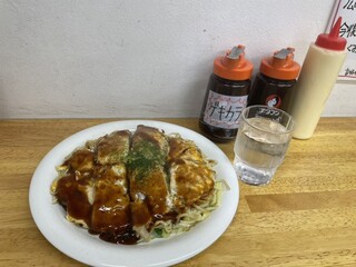 Icchan - お好み焼き(そば)830円