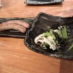 SUMIYAKI GONPACHI - 鹿児島県産黒豚ソーセージ炭焼き、権八ナムル
