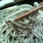 新橋ときそば - 太打ち（田舎）リフトアップ。