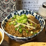 月と亀 - キノコ入りキーマカレー