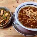 岩正 - 味噌中華＋鳥丼