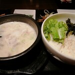 KOREAN DINING 長寿韓酒房 - 牛すじソルロンタン Bセット