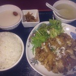 鴻星　海鮮酒家 - 油淋鶏ランチセット850円