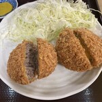 亀有メンチ - メンチ(牛)、チーズメンツカツアップ