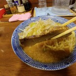 麺屋匠神 - 分厚くて大きいチャーシュー