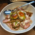 中華蕎麦 葛 - ローストポーク丼（ハーフ）