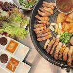 Korean Dining CHORO - サムギョプサル