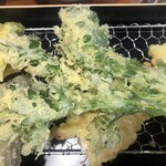 天ぷらめし 福松 - 単品の春菊の天ぷら
