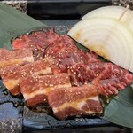 Nikuno Kappou Tamura - 切落とし牛カルビ＋麦王豚カルビ