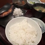 あん梅 - こっちは鮭西京焼定食　1,800円