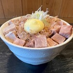 醤油らーめん ピース - 