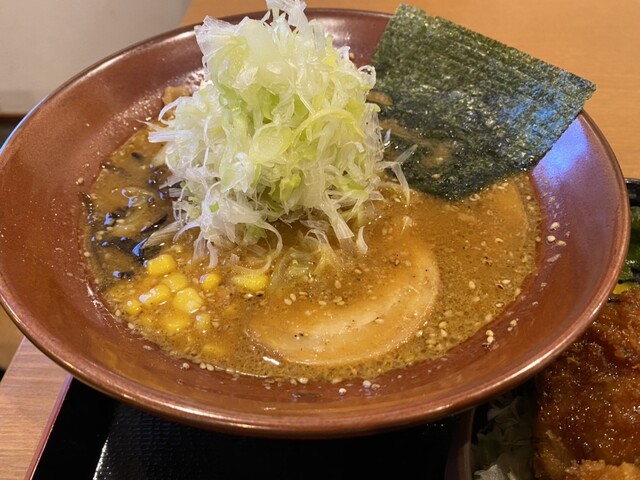 ゆがわ家 - 笈川（ラーメン）の写真