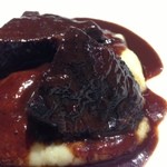 アルティスタ， - 国産牛ホホ肉の赤ワイン煮込み