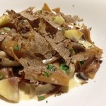 アルティスタ， - マルタリアーティ秋トリュフ