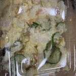 田中米穀店 - ポテサラ。具沢山で好き♪ 
