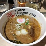 東京アンダーグラウンドラーメン 頑者 - 