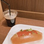 Bakery&Patisserie REBELLBE - アイスコーヒー/フランクサンド