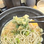 ふじ - 天ぷら硬かったので汁で戻しました